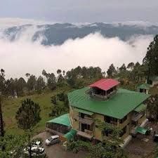 Photo of Lansdowne: Perfect destination for day trip 3/9 by Wandering Boots