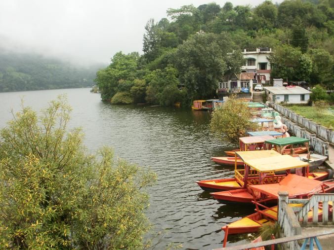 Photo of Naukuchiatal: lake of nine corners 5/16 by Wandering Boots