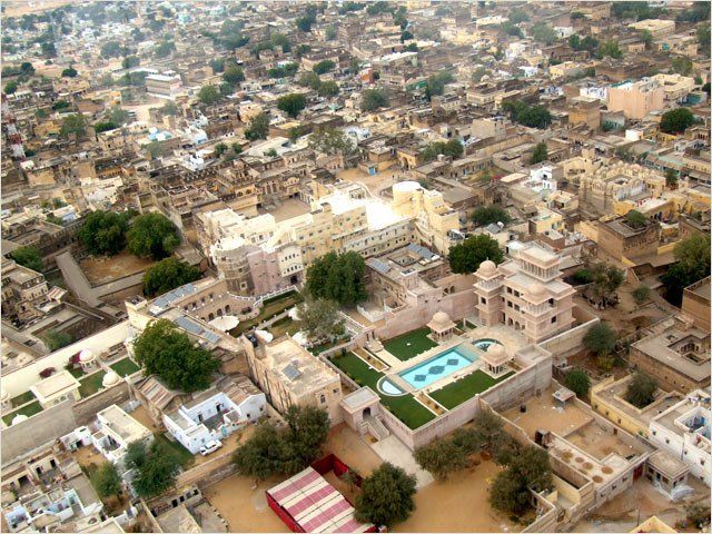 Photo of Mandawa: place to enjoy Forts and Havelis 1/21 by Wandering Boots