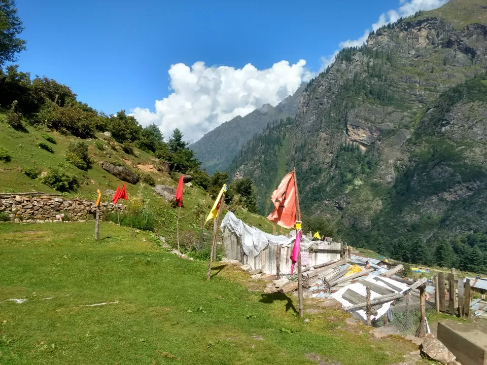 Photo of Khir Ganga, Himachal Pradesh, India by Adi Damale