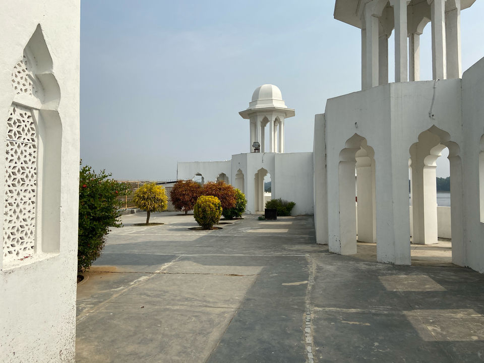 Photo of Exploring Tripura : Neer Mahal by Biswapriya Das