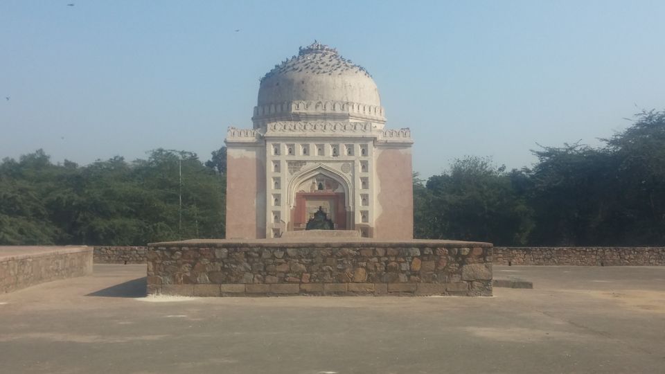 Photo of Spooky Places In Delhi 2/2 by Raveena Nijjar