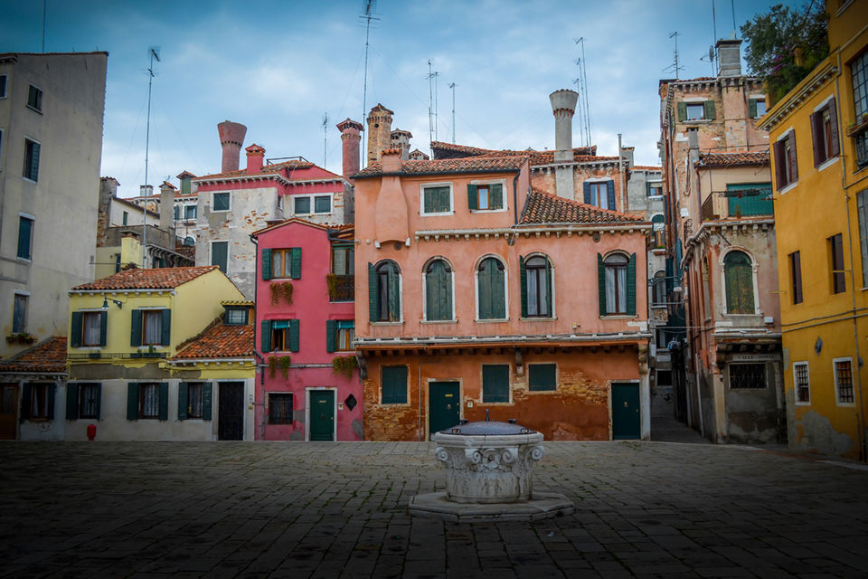 Photo of Windows and Doors of Europe - Journey across narrow alleys, old towns and cobbled streets 19/25 by uday singh
