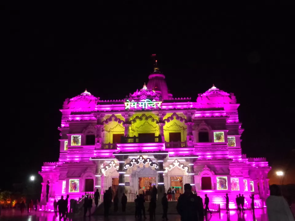 Photo of Prem Mandir, Vrindavan, Uttar Pradesh, India by Riya Kakkar
