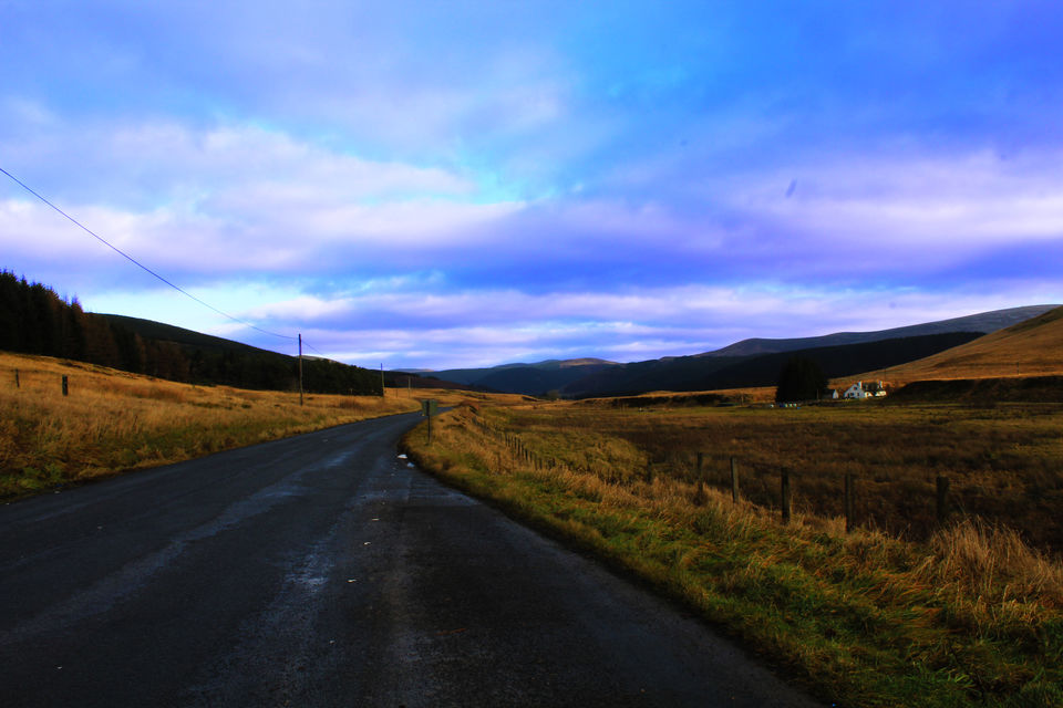 Photo of Edinburgh, UK by Pradeep Nair