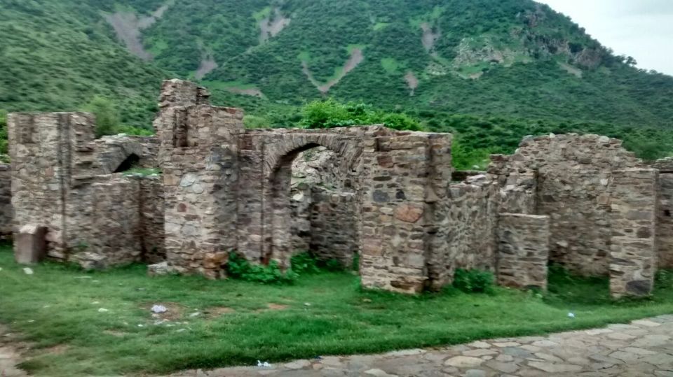 Photo of Paradise Paranormal! Neemrana to Bhangarh 32/54 by Harleen Kalsi