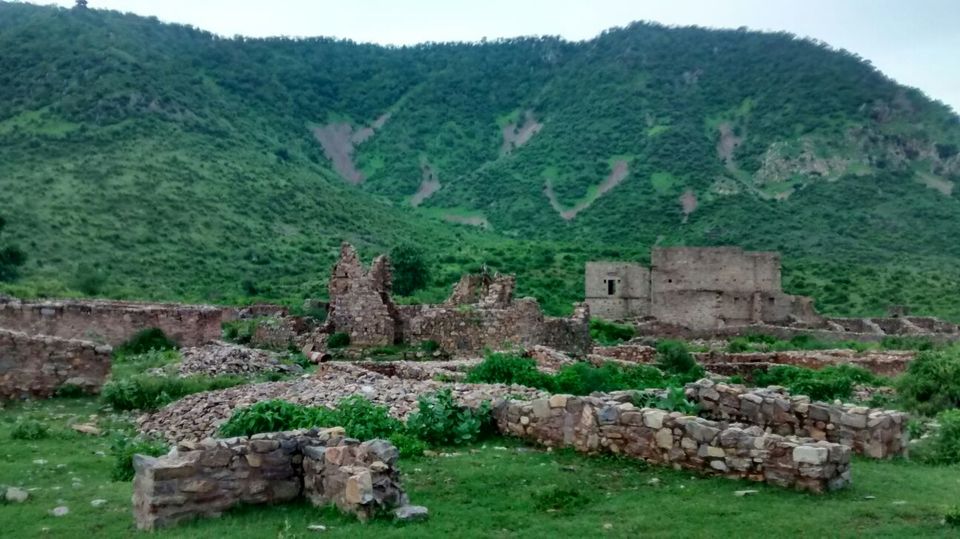 Photo of Paradise Paranormal! Neemrana to Bhangarh 38/54 by Harleen Kalsi