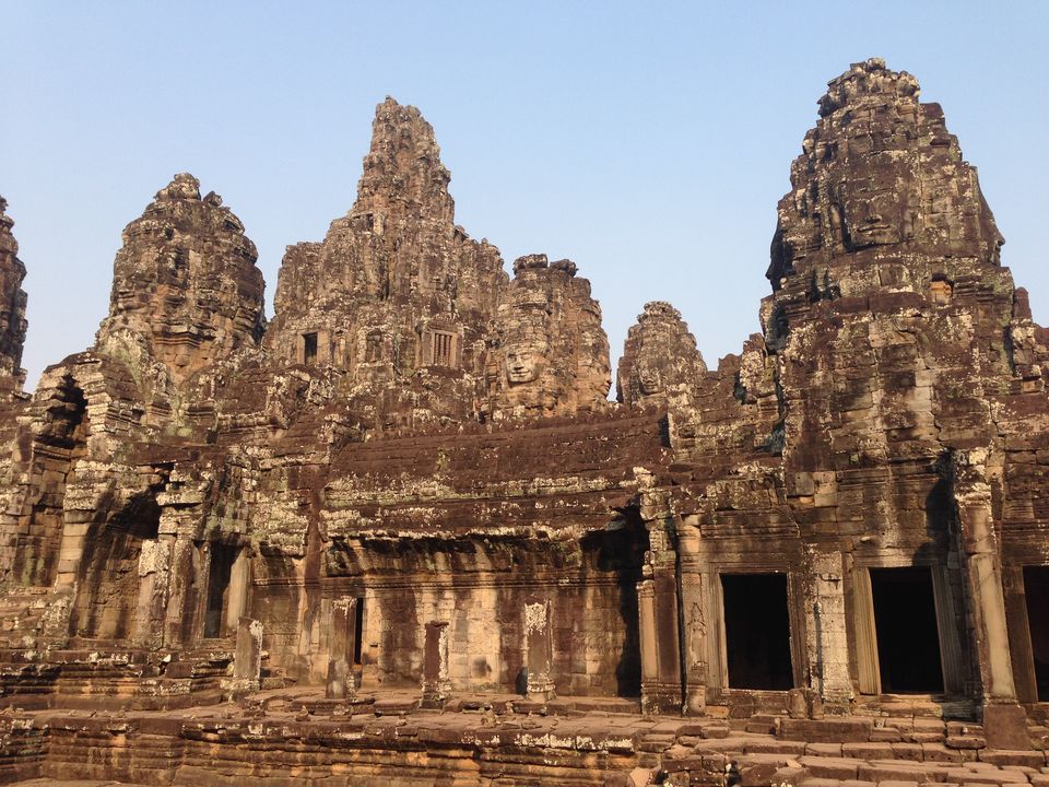 Photo of Southeast Asia - Singapore, Thailand, Cambodia and Vietnam 22/32 by Victor Lohmann