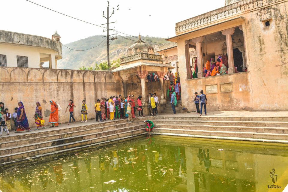 Photo of Galta Ji Temple: Natural Water Spring near Jaipur 2/18 by Rishi Raj Singh
