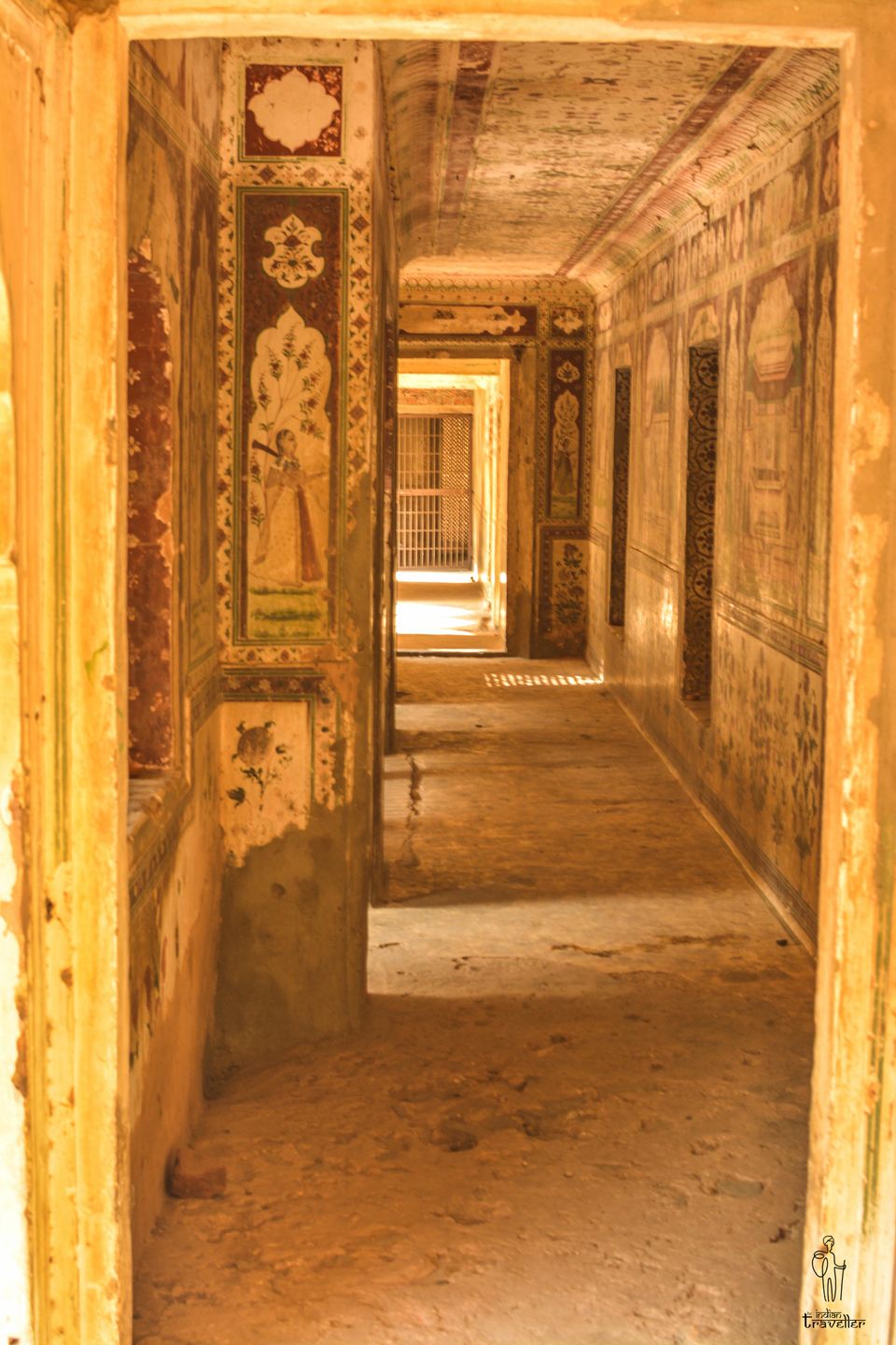 Photo of Galta Ji Temple: Natural Water Spring near Jaipur 13/18 by Rishi Raj Singh