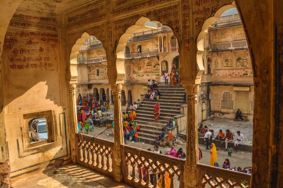 Photo of Galta Ji Temple: Natural Water Spring near Jaipur 17/18 by Rishi Raj Singh
