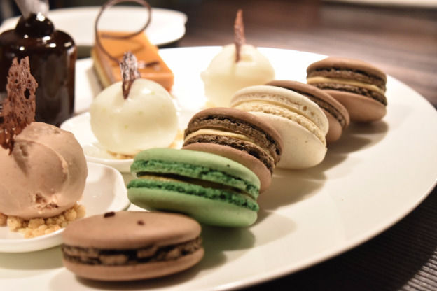 Photo of Know Why "Yauatcha" at the Ambience Mall, Vasant Kunj is a top notch Restaurant at New Delhi! by pshrutika
