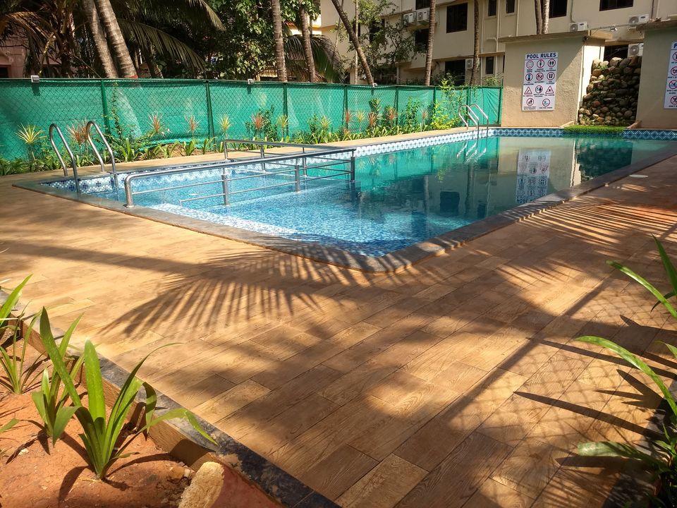 Photo of Why you shouldn't be staying at Hotel Piroj Gardens in Alibagh? by pshrutika