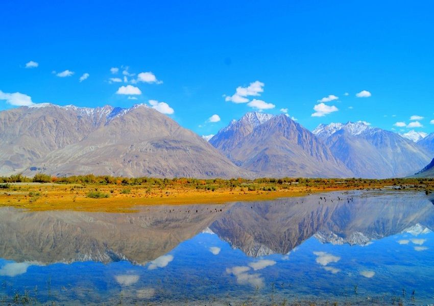 Photo of 9 Places You Should Not Miss Out During the Long Weekends in 2017 4/10 by isha chopra