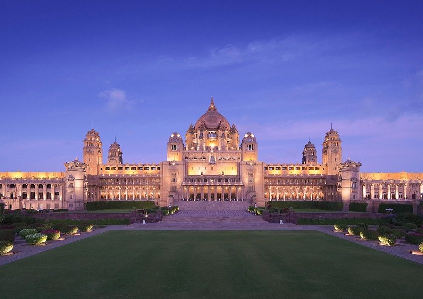 Photo of 9 Places You Should Not Miss Out During the Long Weekends in 2017 9/10 by isha chopra