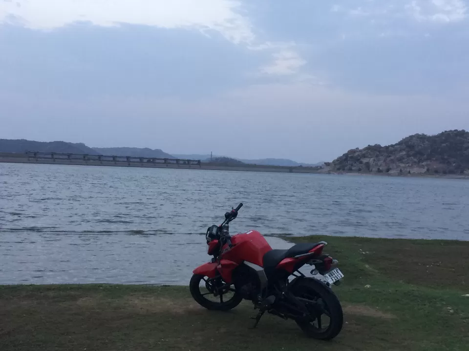 Photo of Koilsagar Project and Reservoir, Mahabubnagar, Telangana, India by Abhishek Singhania