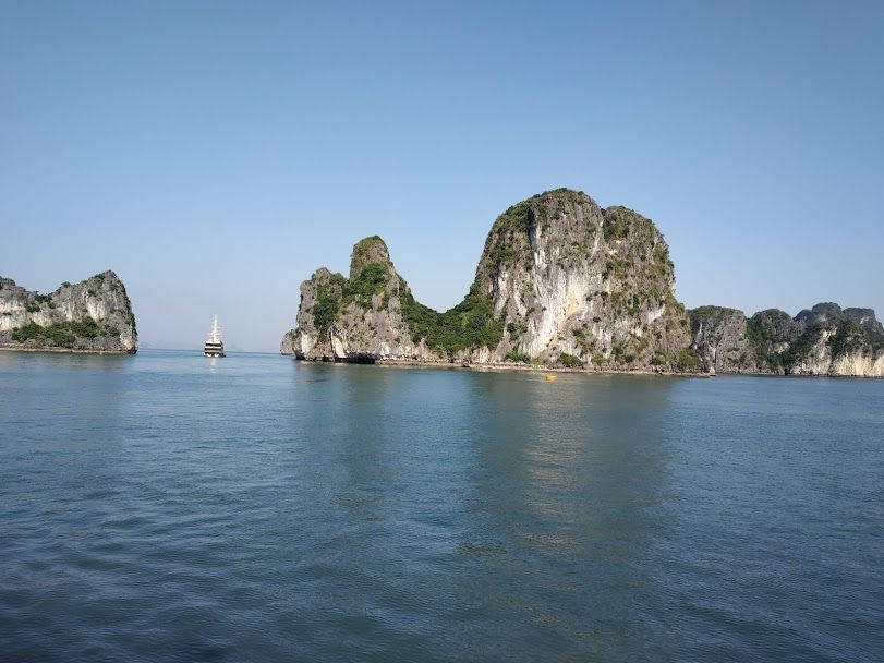 Photo of Bai Tu Long Bay, Quảng Ninh, Vietnam by Deepshikha Nainani