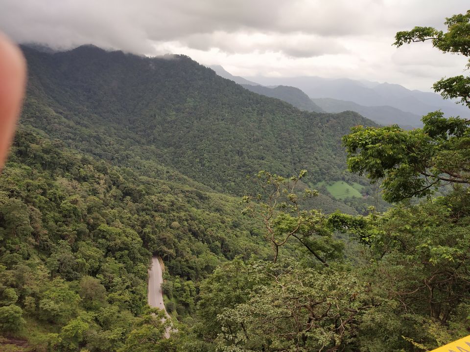 Photo of Lakkidi View Point, Lakkidi, Kerala, India by Deepaboli Roy
