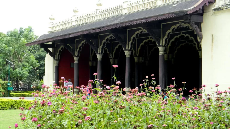 Photo of Tipu Sultan's Summer Palace, Bengaluru, Karnataka, India by roottraveller