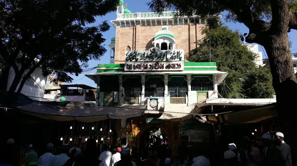 Photo of Ajmer dargah Sharif, Ajmer, Rajasthan, India by roottraveller