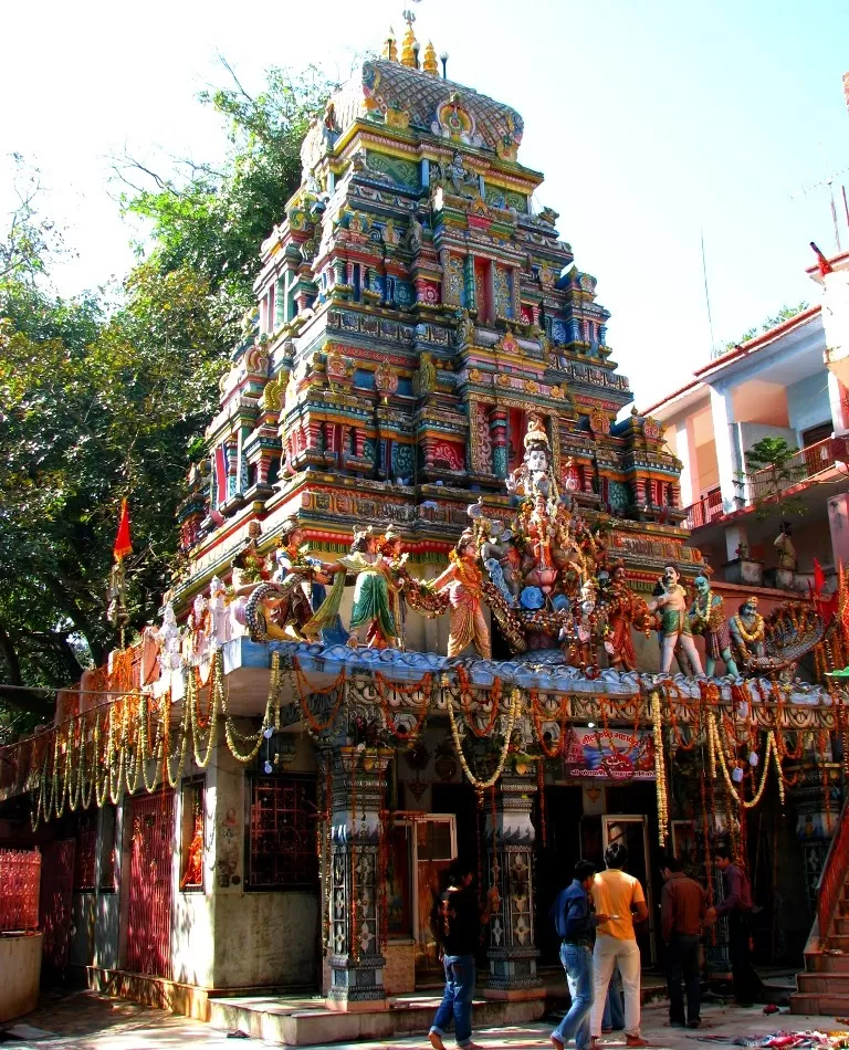 Photo of Neelkanth Mahadev Temple, Pauri Garhwal, Uttarakhand, India by roottraveller