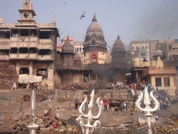 Photo of Manikarnika - The Burning Ghat, Varanasi by roottraveller