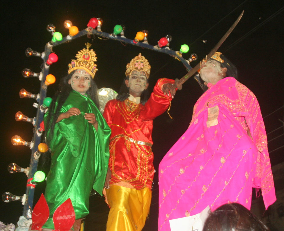Photo of Plan your next trip to Varanasi in coming festival by roottraveller