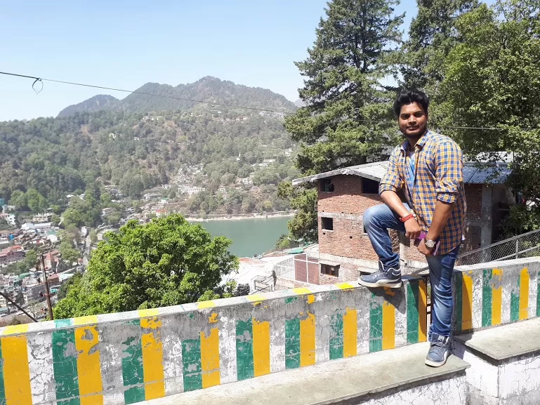 Photo of Zoo Road, Mallital, Nainital, Uttarakhand, India by roottraveller