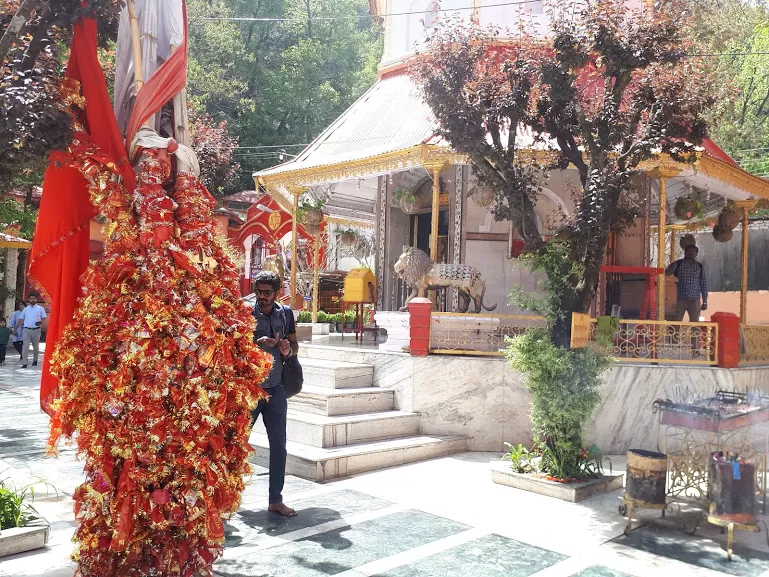 Photo of Naina Devi Temple, Ayarpatta, Nainital, Uttarakhand, India by roottraveller