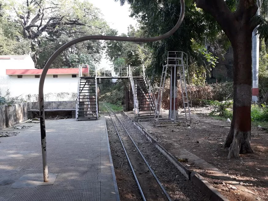 Photo of Gulab Bagh Road, Brahmpuri, Udaipur, Rajasthan, India by roottraveller
