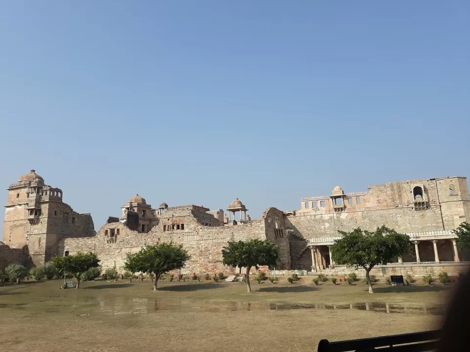 Photo of Kumbha Palace, Chittorgarh Fort Village, Chittorgarh, Rajasthan, India by roottraveller