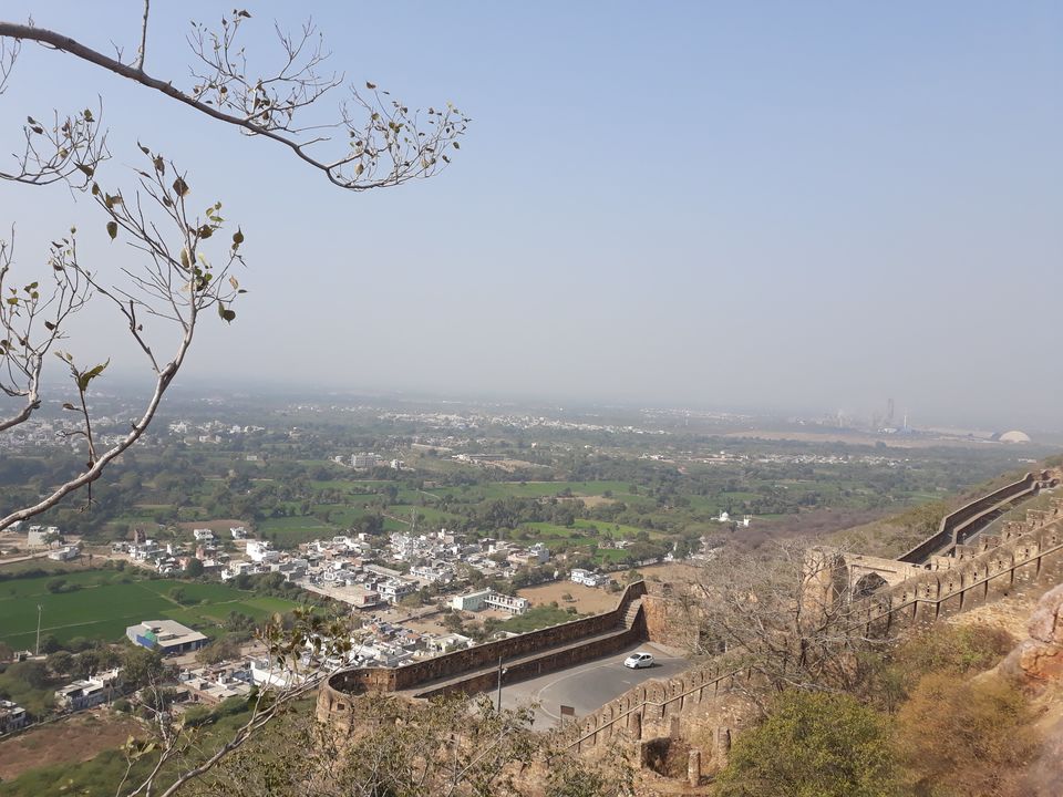 Photo of Chittorgarh Fort, Chittorgarh, Rajasthan, India by roottraveller