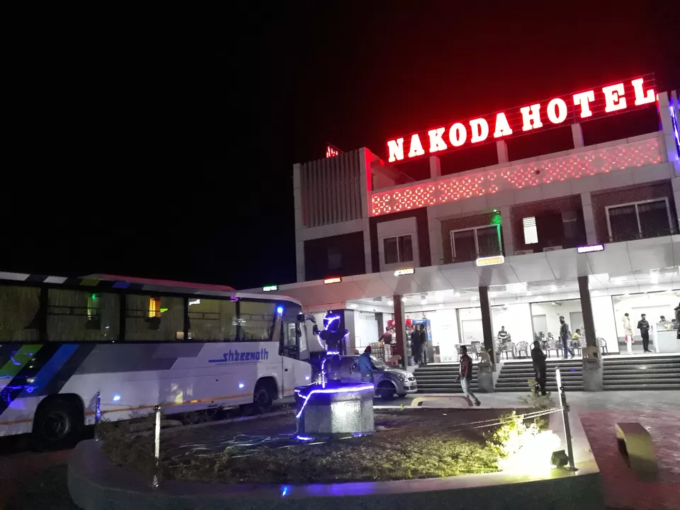 Photo of Nagar Nigam City Bus, Central Area, Udaipur, Rajasthan, India by roottraveller