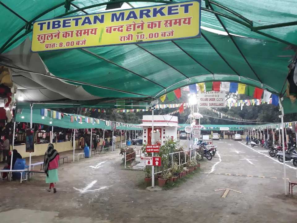 Photo of Tibetan Market, Pichola, Udaipur, Rajasthan, India by roottraveller