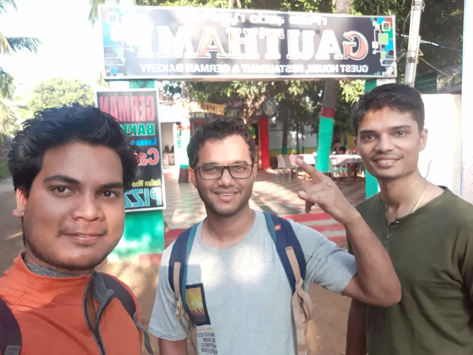 Photo of Railway station, Hospet, Karnataka, India by roottraveller
