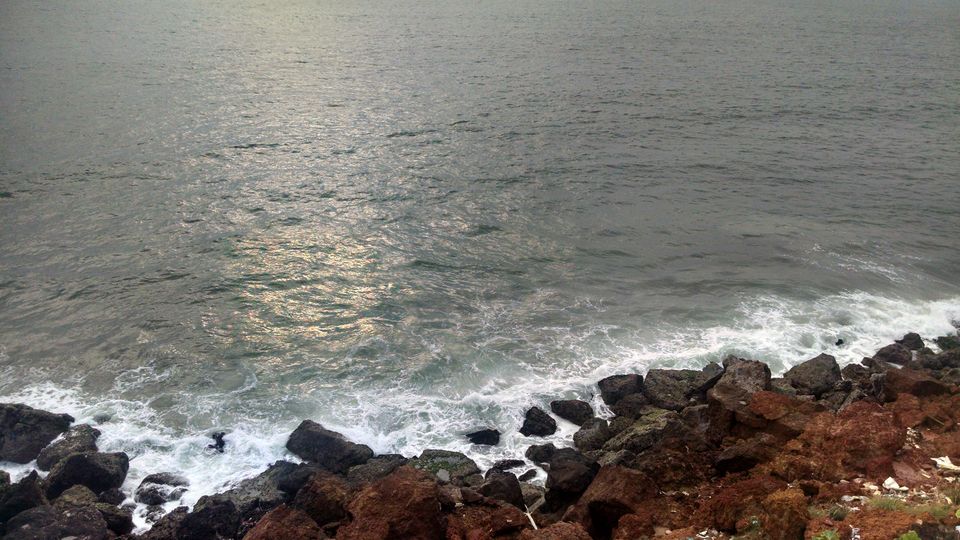 Photo of Finding solace in Varkala 10/13 by Bhavya Murthy