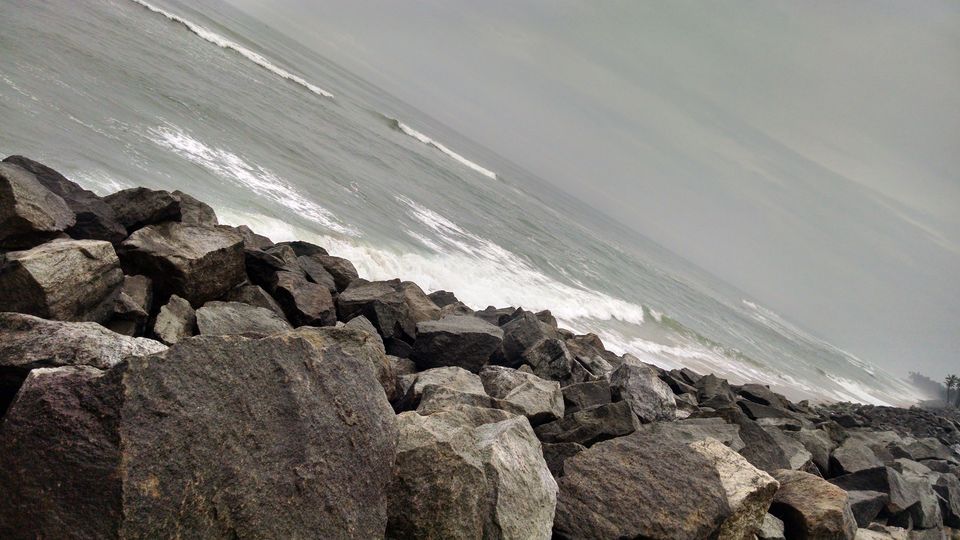 Photo of Finding solace in Varkala 11/13 by Bhavya Murthy