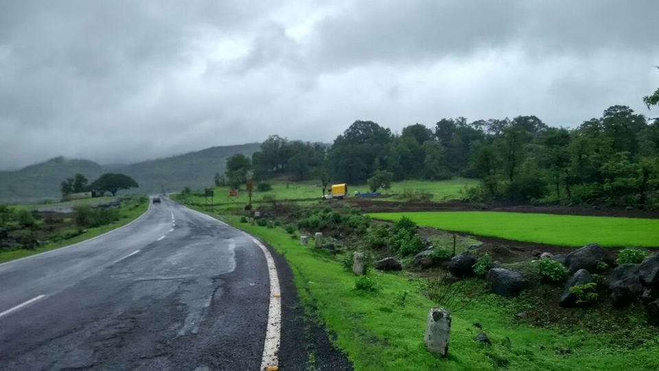 Photo of Throttling in the rains - Malsej Ghat. 3/30 by Omkar Joshi