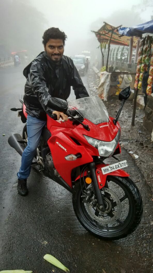 Photo of Throttling in the rains - Malsej Ghat. 17/30 by Omkar Joshi