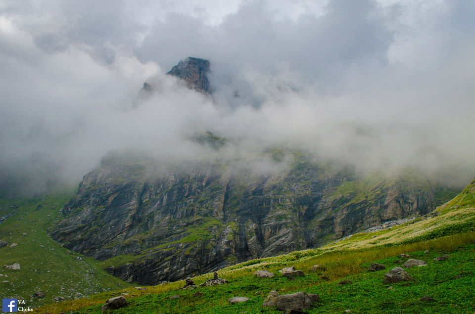 Photo of Hampta Pass: Hike Mountains, Run Through Meadows, Cross Rivers and Breathe the Wild Air 23/26 by Venki