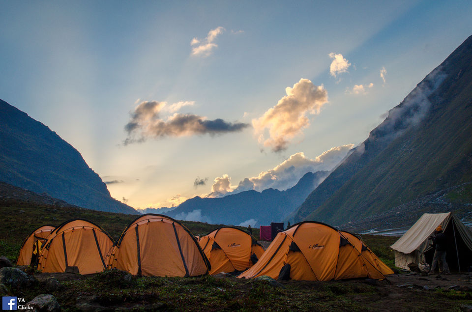 Photo of Hampta Pass: Hike Mountains, Run Through Meadows, Cross Rivers and Breathe the Wild Air 19/26 by Venki