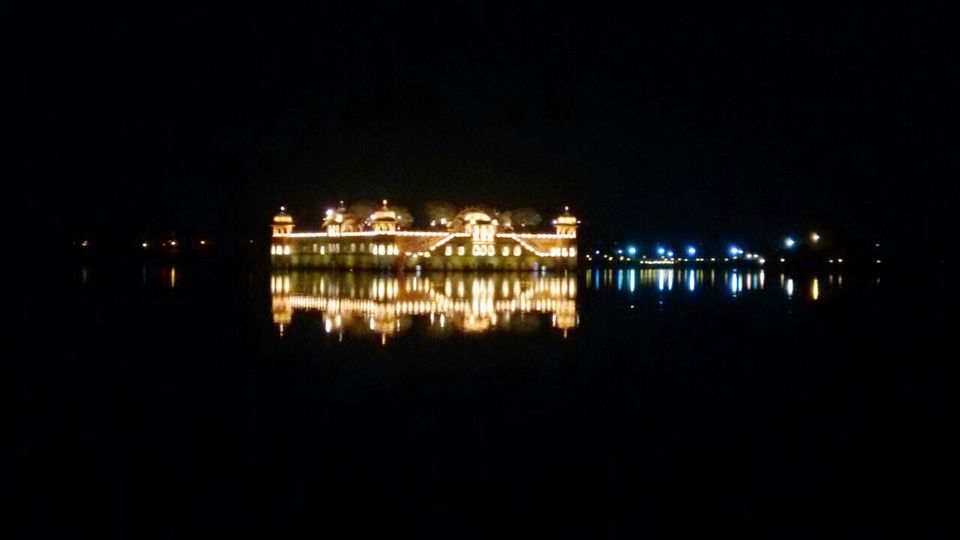 Photo of Jal Mahal, Jaipur, Rajasthan, India by Yukti Malik
