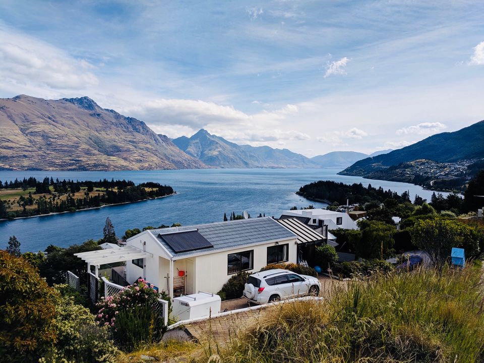 Photo of Tips to plan a road trip to New Zealand 1/4 by Renegade Runaways