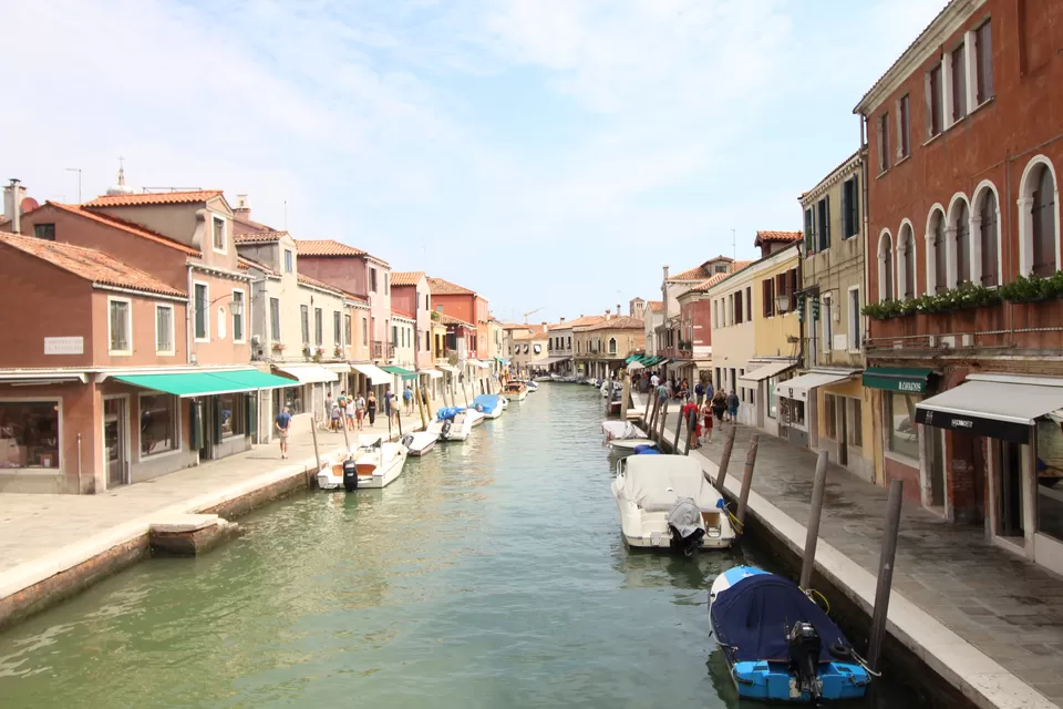 Photo of Murano Glass Factory, Ponte San Provolo, Venice, Metropolitan City of Venice, Italy by Rajsmita Chowdhury