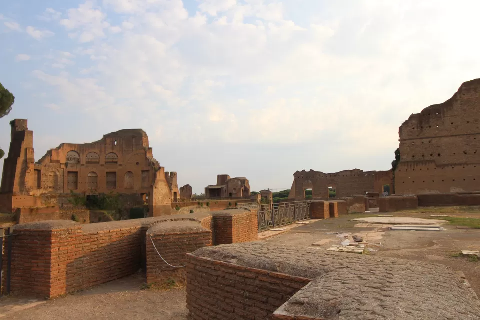 Photo of Palatine Hill, Rome, Metropolitan City of Rome, Italy by Rajsmita Chowdhury