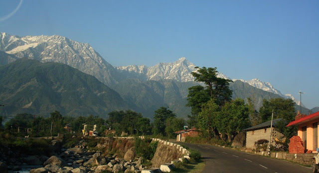 Photo of Why You Should Visit India if You're Looking for Spirituality 1/2 by Sumit Sharma