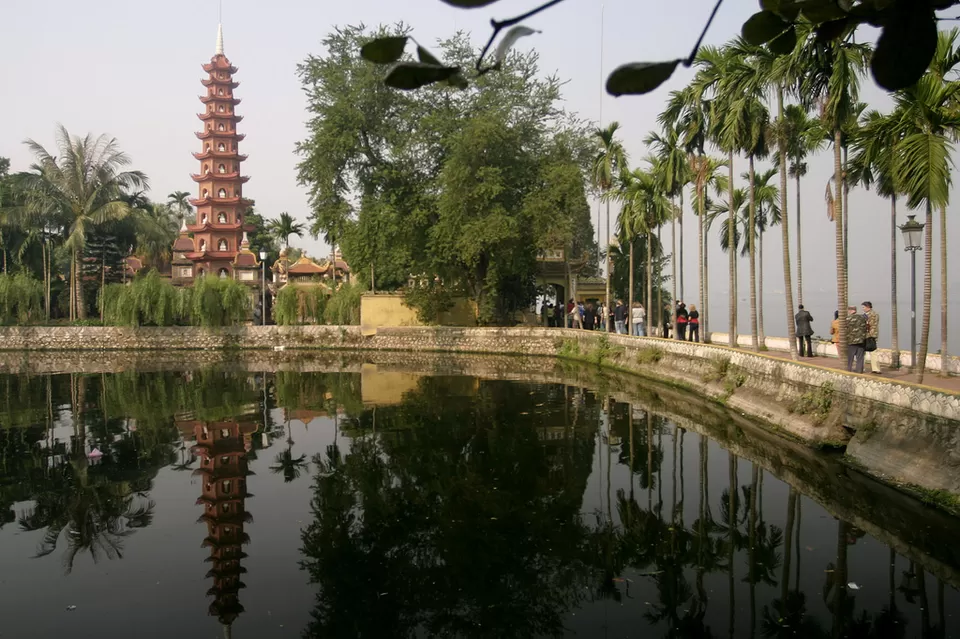 Photo of Tran Quoc Pagoda, Yên Phụ, Hanoi, Vietnam by Thien Anh