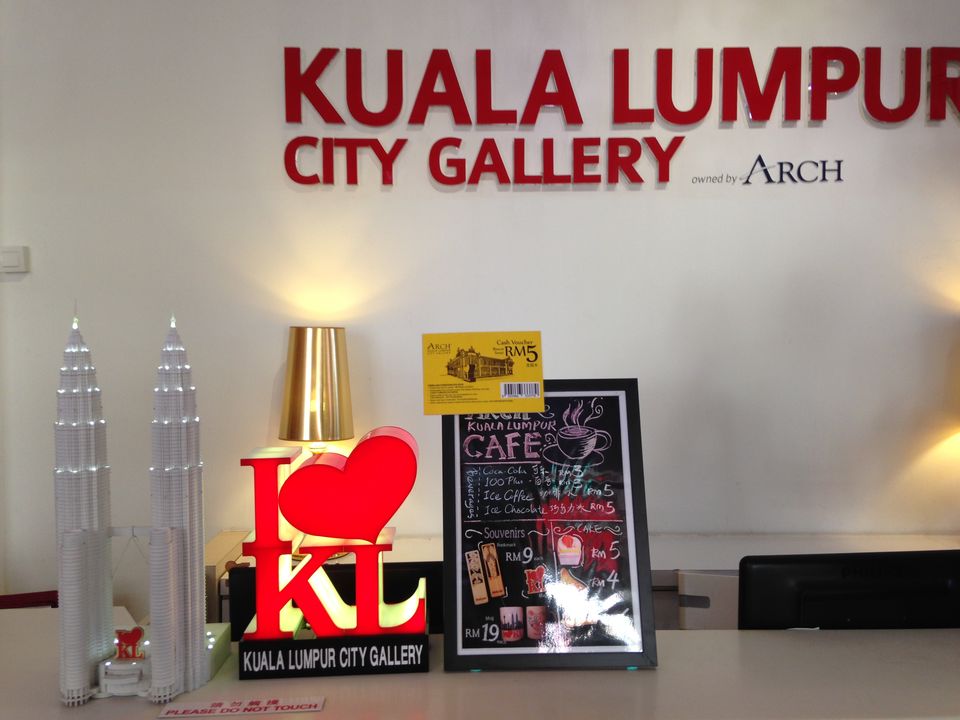 Photo of Kuala Lumpur, Malaysia 2015 by GoTravel
