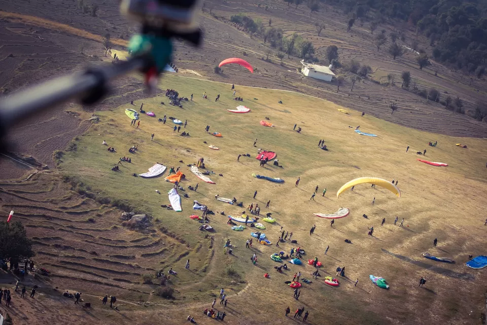 Photo of Paragliding Billing Valley, Bir-Billing Road, Biling, Himachal Pradesh, India by Neeraj Kumar Varshney
