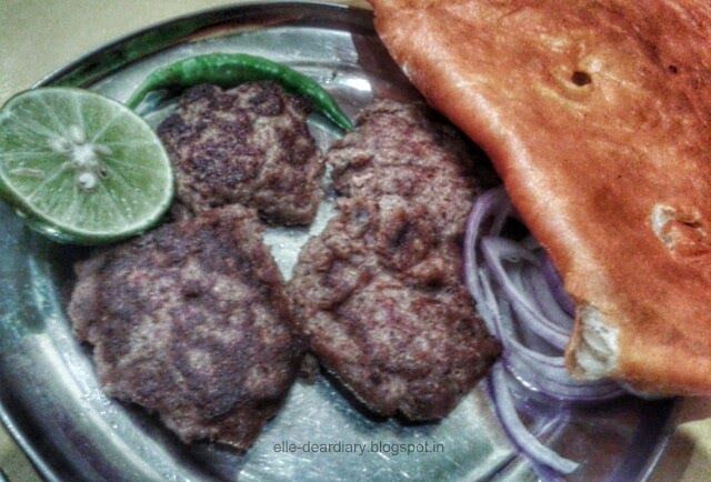 Photo of Dastarkhwan - e - Lucknow - Feasting in the land of Nawabs 3/14 by Mayuri R